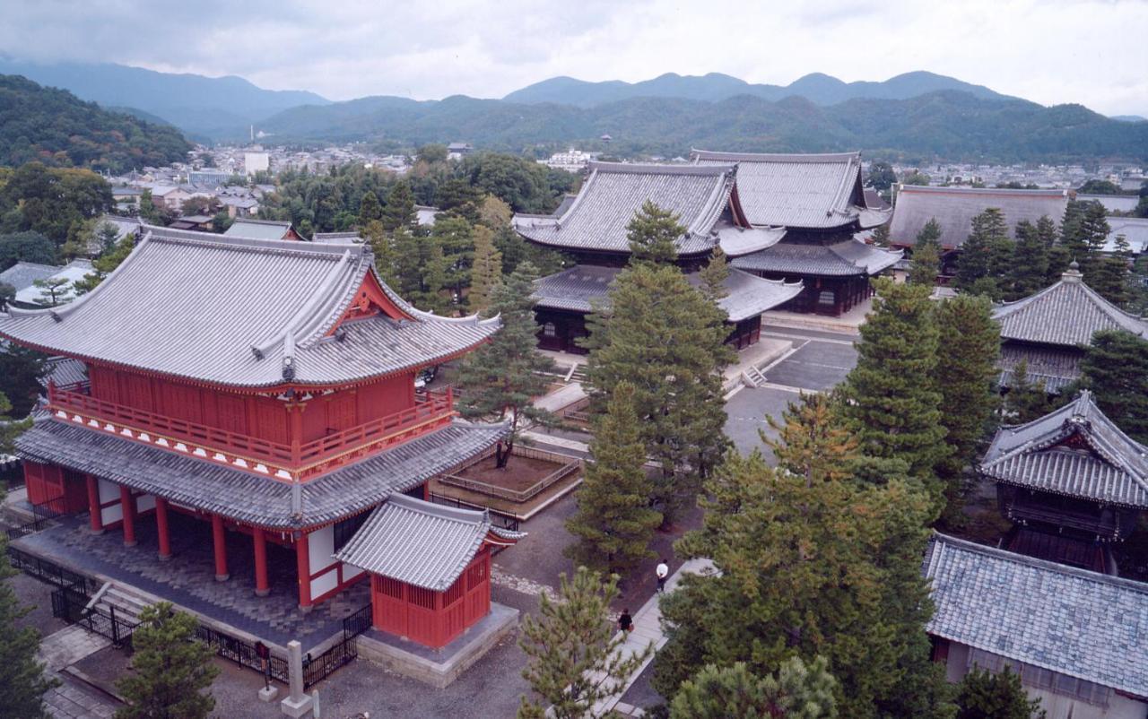 Hanazono Kaikan Kyoto Buitenkant foto